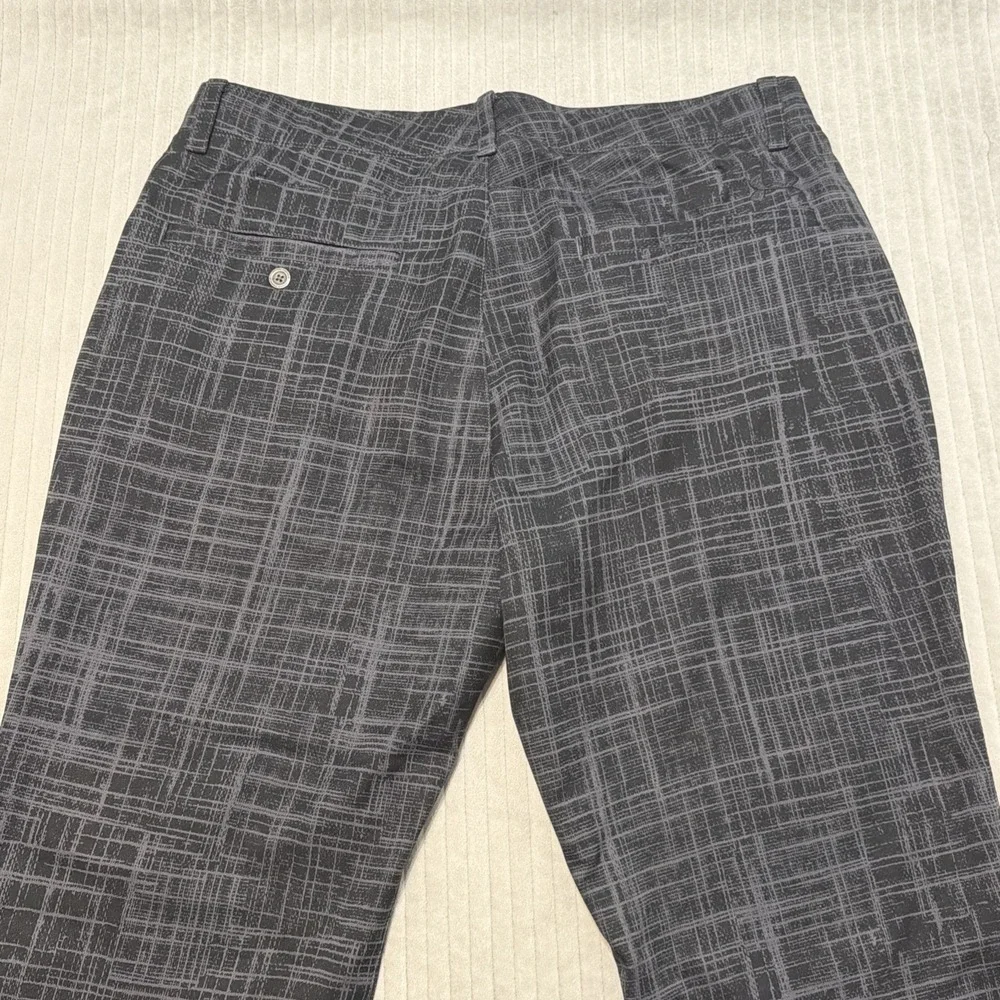Under Armour Mens 36x32 Golf Pants Black Grey Plaid Performance Straight Leg